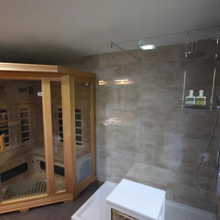 1815 Avec Sauna Privatif