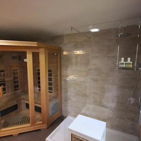 Nyaraló 1815 Avec Sauna Privatif